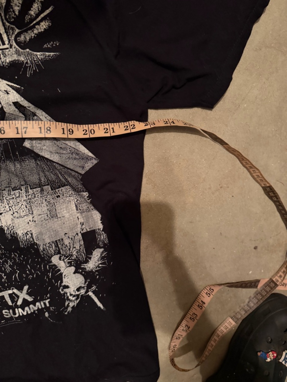 Metallica Damage Inc Tour XL Graphic T Shirt Distressed Holes Grunge Metal - Picture 3 of 4